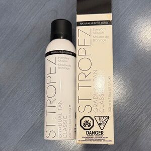 St. Tropez Gradual Tan Classic Mousse - White